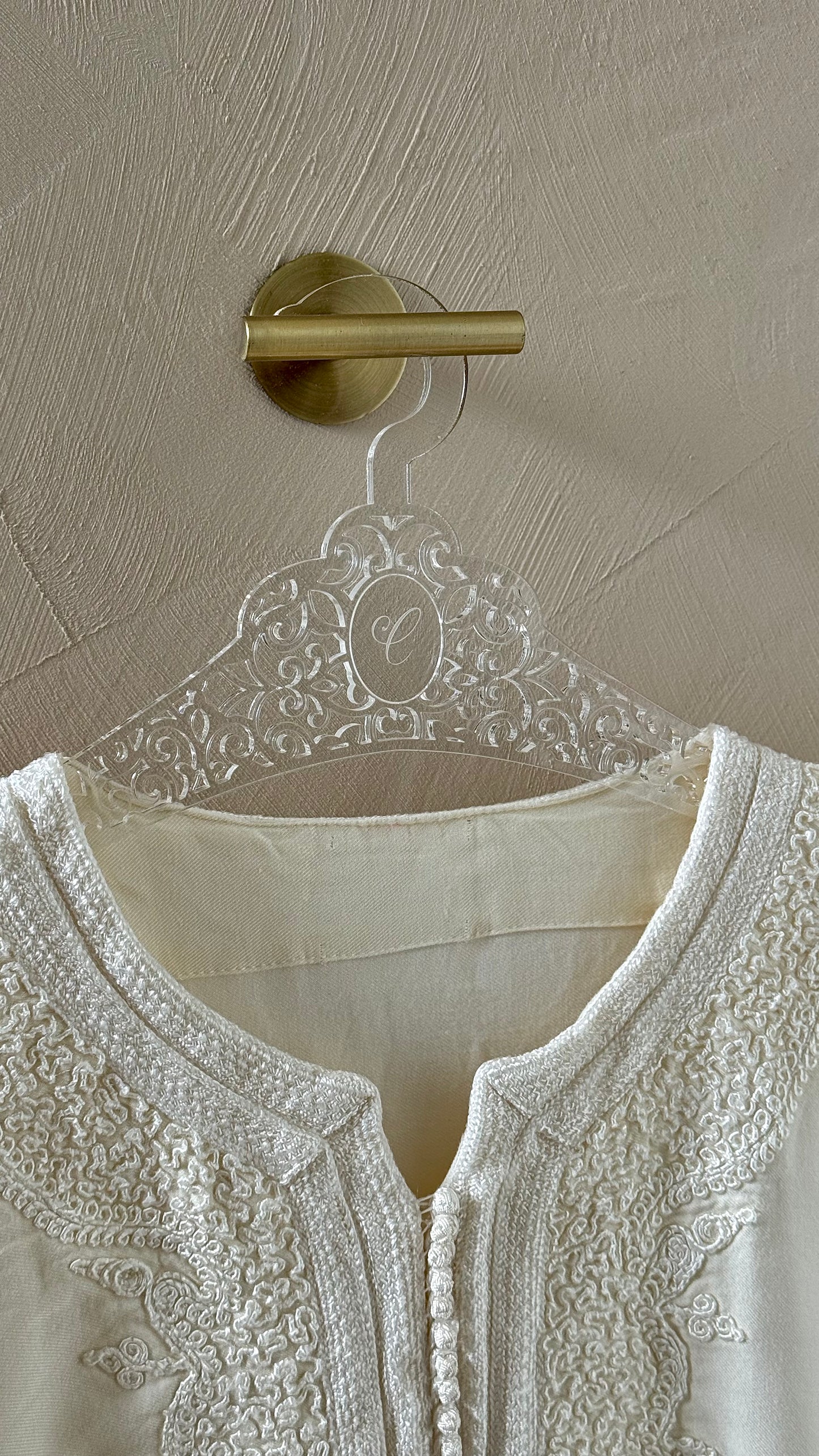 Cintre femme arabesque